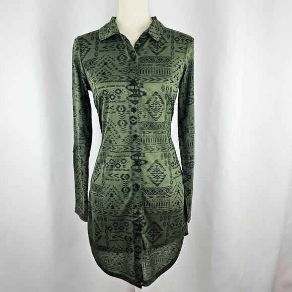 Women's Green Aztec Print Long Sleeve Button Front Shirt Dress Size Small - Picture 1 of 13